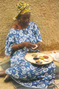 Localartisanmakingjewelry.jpg